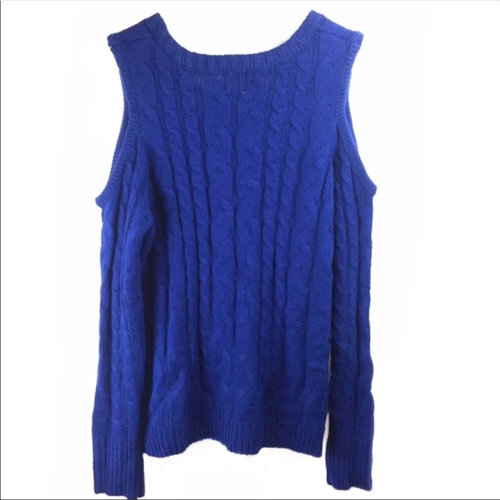 Hippie Rose Chunky Cable Knit Cold Shoulder